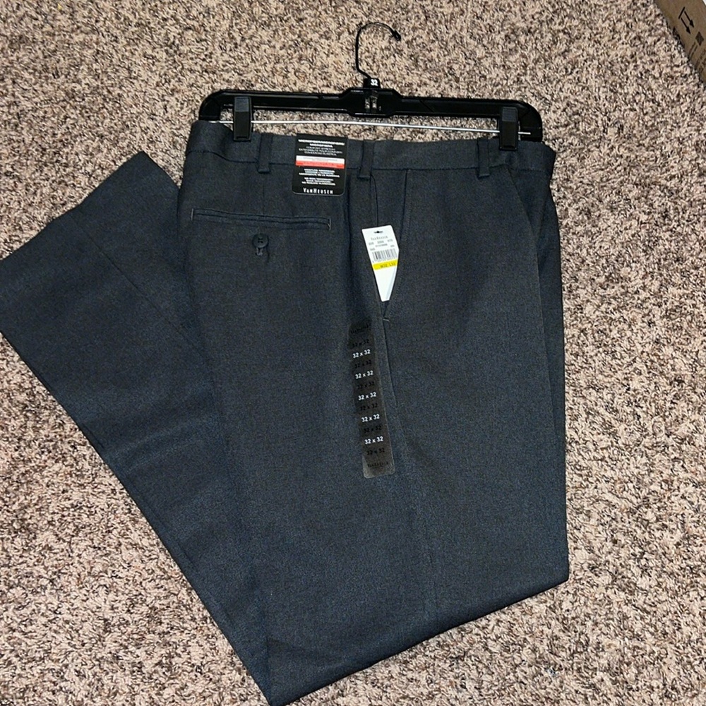 Brand New Van Heusen Men’s Dress Pants BNWT